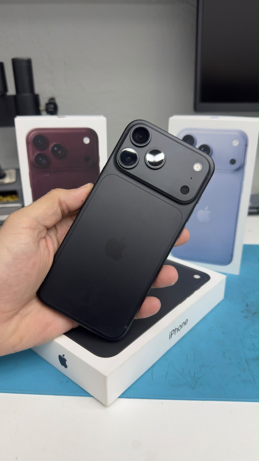 iPhone 18 Pro color negro en la mano